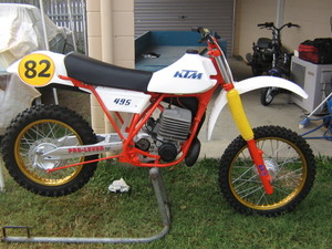 KTM495